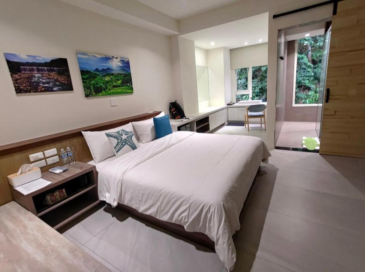 יוצ'י Lake B&B מראה חיצוני תמונה