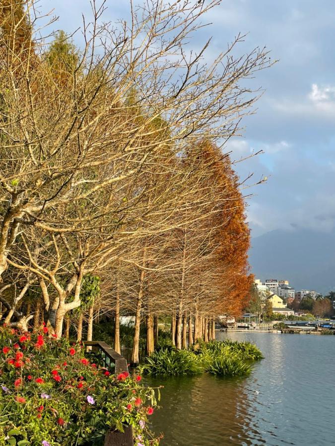יוצ'י Lake B&B מראה חיצוני תמונה